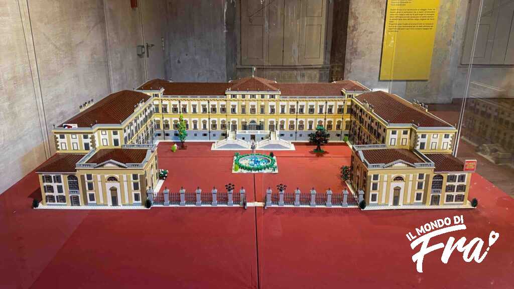 Villa Reale di Monza realizzata con i mattoncini del LEGO