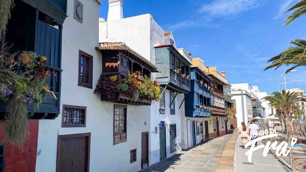 Case con i balconi fioriti - Santa Cruz de la Palma